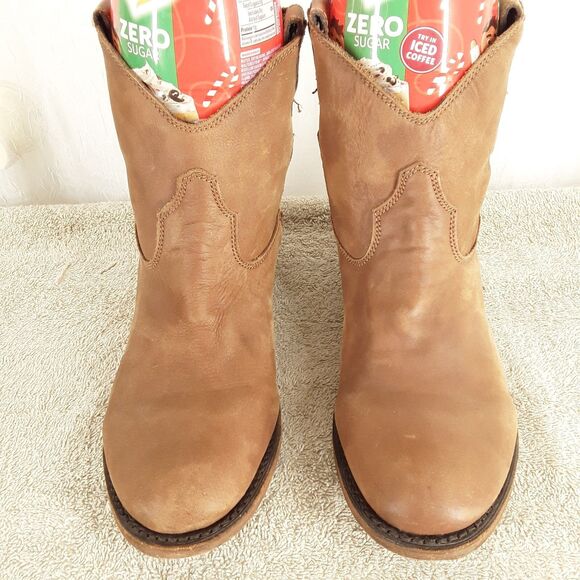LIBERTY BLACK Womens sz 10.5 Boots, Short Ankle Booties,Brown Distressed Leather - Picture 8 of 12